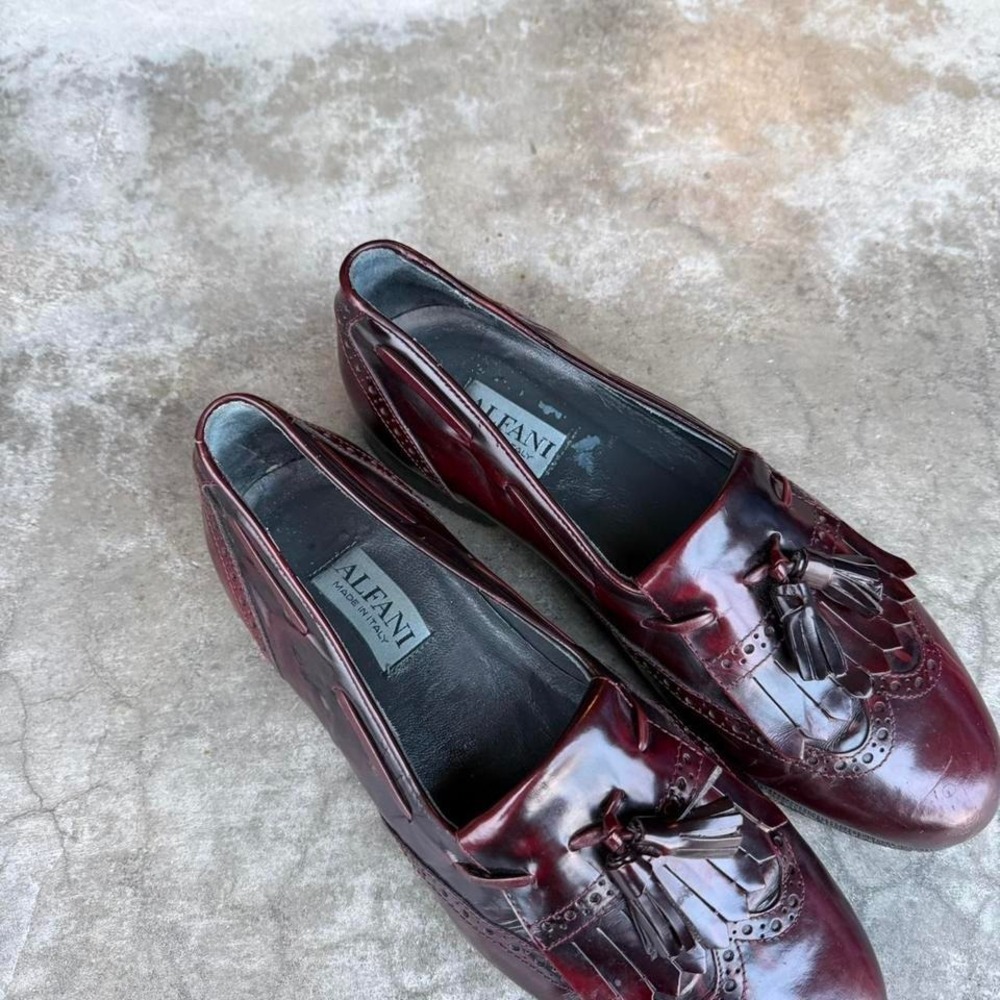 Vintage 90's ALFANI MADE IN ITALY Black Cherry red shiny leather tassel loafers - Picture 6 of 8